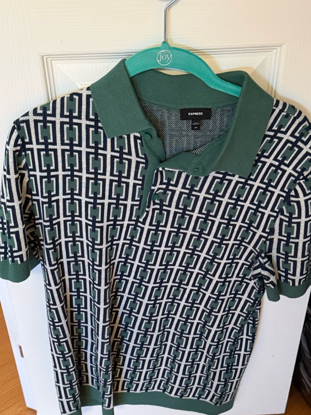 Express Men’s XS Geometric Knit Polo Shirt | Green & Navy Retro Pattern